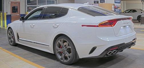 2020 Kia Stinger GT1