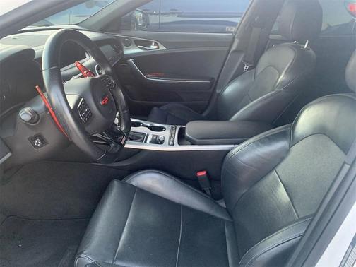 2020 Kia Stinger GT1