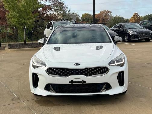 2020 Kia Stinger GT1