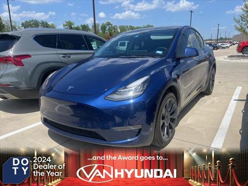 2022 Tesla Model Y Long Range Dual Motor All-Wheel Drive