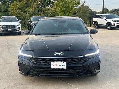 2025 Hyundai ELANTRA Sport