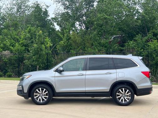 Lunar Silver 2020 Honda Pilot AWD EX-L