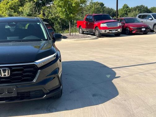 2025 Honda CR-V LX 2WD