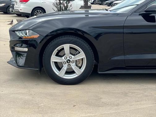 2020 Ford Mustang EcoBoost