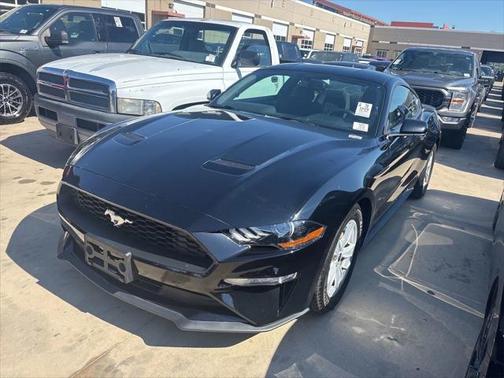 2020 Ford Mustang EcoBoost