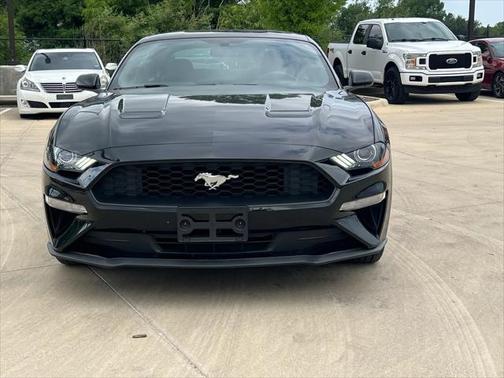 2020 Ford Mustang EcoBoost