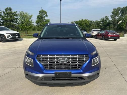 2024 Hyundai VENUE Limited