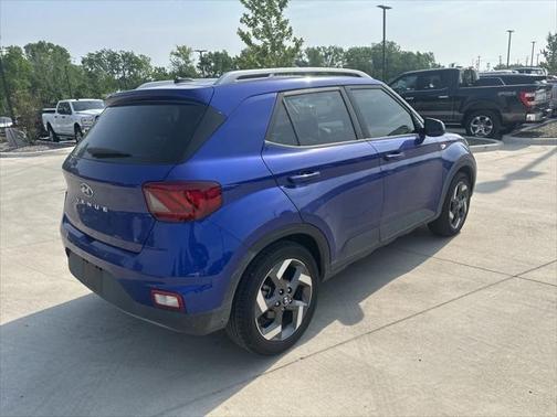 2024 Hyundai VENUE Limited