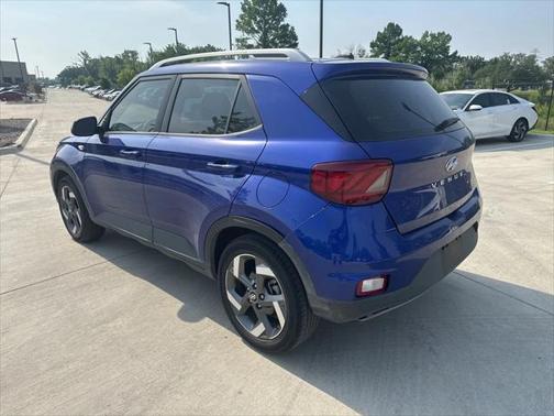 2024 Hyundai VENUE Limited