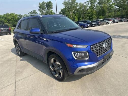 2024 Hyundai VENUE Limited