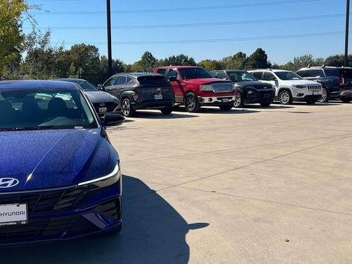 2025 Hyundai ELANTRA Sport