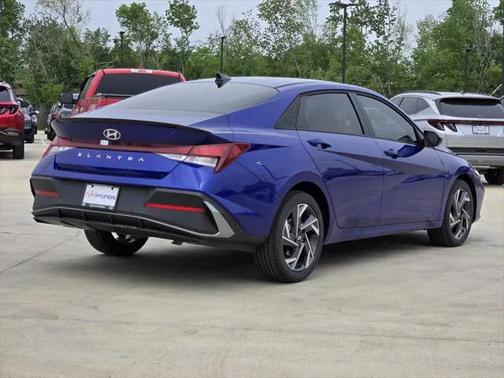 2025 Hyundai ELANTRA Sport