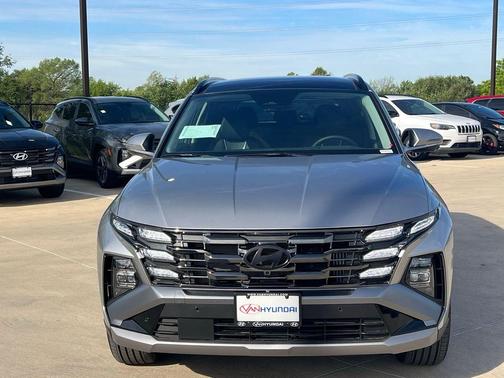 Shimmering Silver 2026 Hyundai TUCSON Plug-In Hybrid Limited