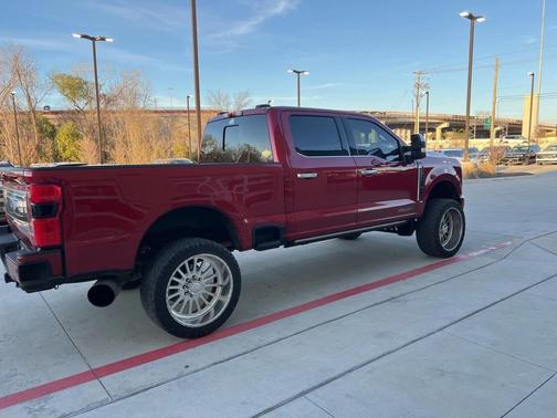 2024 Ford F-250 Platinum