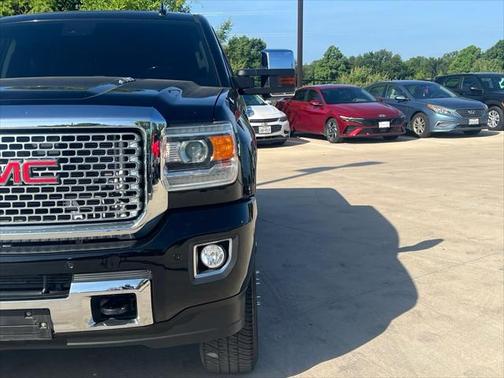 2016 GMC Sierra 2500 Denali