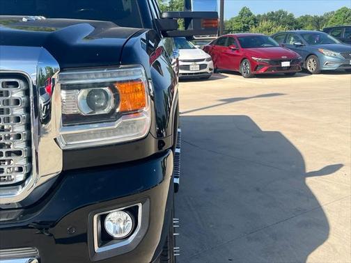 2016 GMC Sierra 2500 Denali