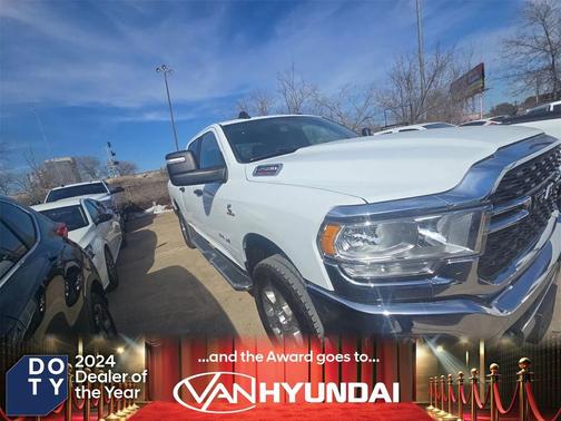 2024 RAM 2500 Big Horn Crew Cab 4x4 6'4' Box