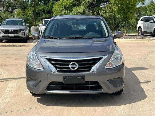 2019 Nissan Versa 1.6 SV