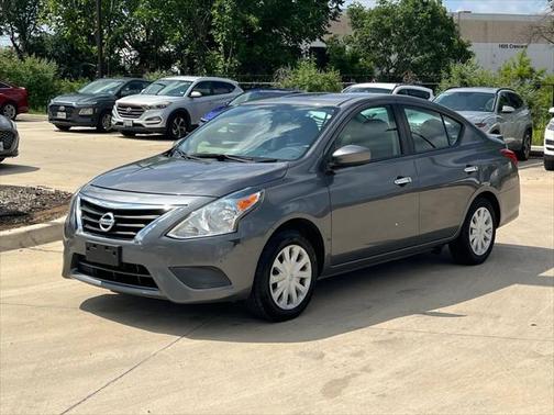 2019 Nissan Versa 1.6 SV