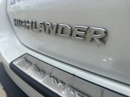2019 Toyota Highlander Limited Platinum