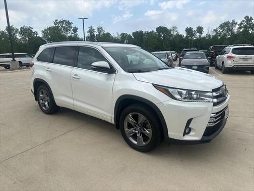 2019 Toyota Highlander Limited Platinum
