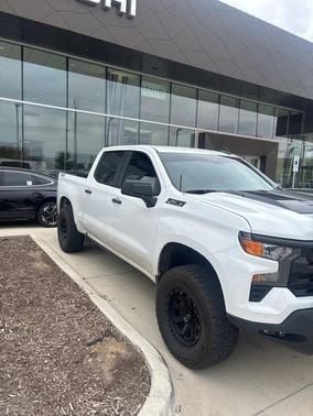 2023 Chevrolet Silverado 1500 Custom Trail Boss