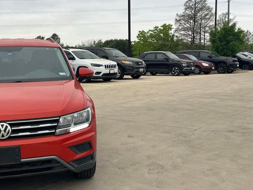 2019 Volkswagen Tiguan 2.0T SE
