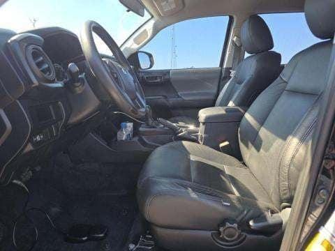 2017 Toyota Tacoma SR