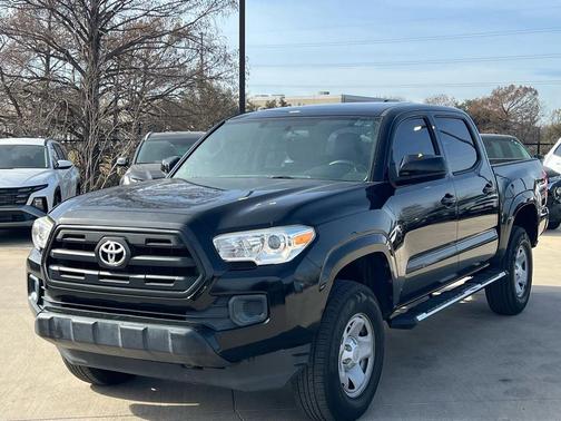 2017 Toyota Tacoma SR