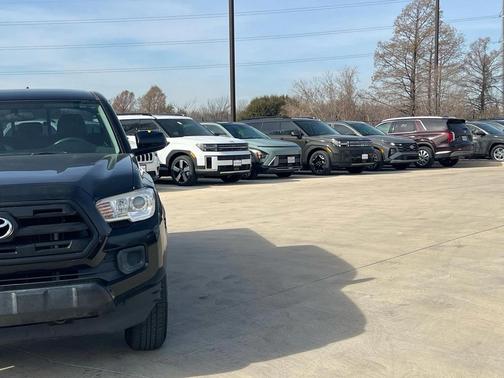 2017 Toyota Tacoma SR