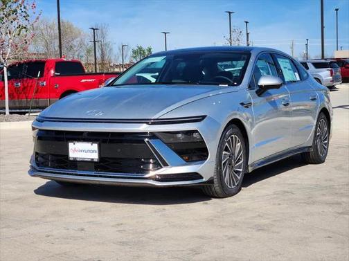 2025 Hyundai SONATA Hybrid Limited