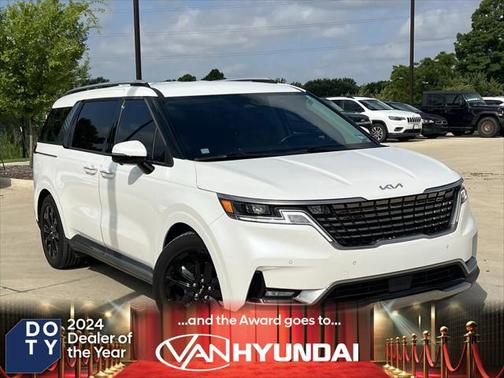 2023 Kia Carnival SX