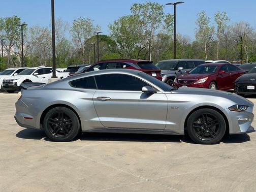 2023 Ford Mustang GT Premium