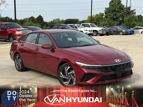 2025 Hyundai ELANTRA SEL