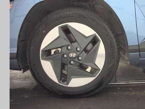 2024 Hyundai KONA EV SEL