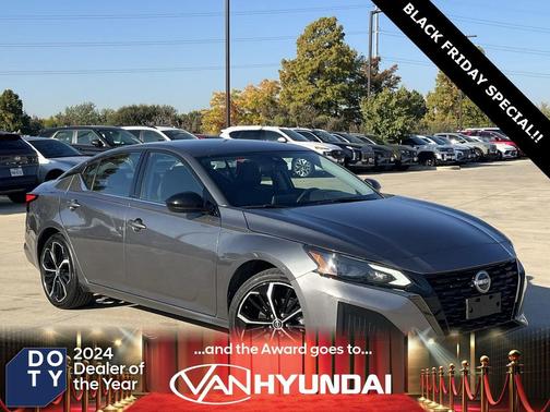 2023 Nissan Altima SR FWD