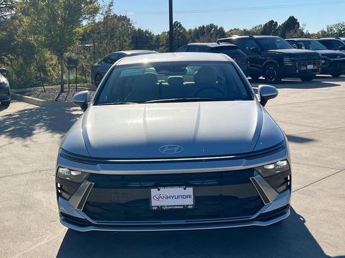 2026 Hyundai SONATA SEL