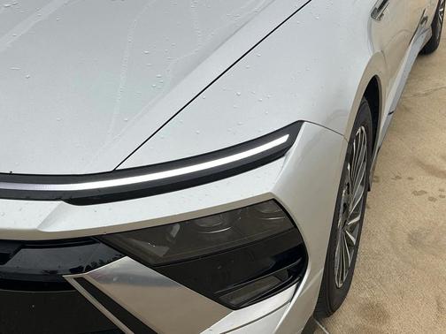 2024 Hyundai SONATA Hybrid SE