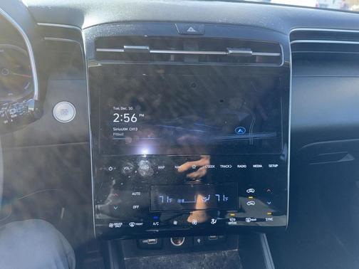 2024 Hyundai TUCSON Plug-In Hybrid SEL