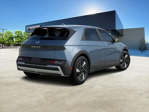 2025 Hyundai IONIQ 5 SE
