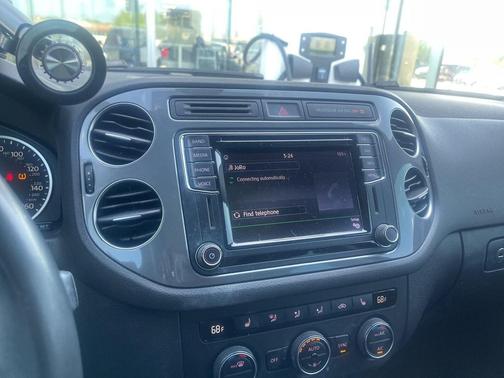 2017 Volkswagen Tiguan 2.0T Sport