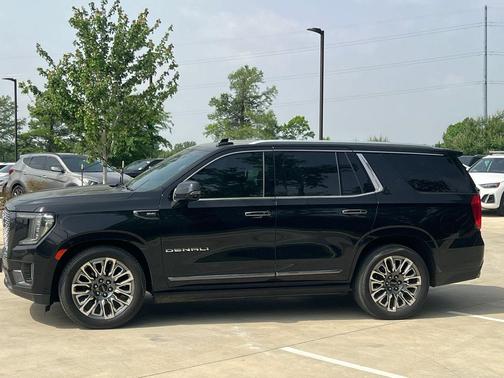 Onyx Black 2023 GMC Yukon Denali Ultimate