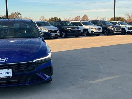 2026 Hyundai ELANTRA Sport