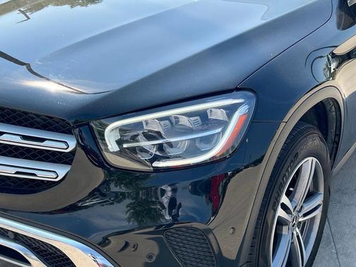 2022 Mercedes-Benz GLC 300 Base
