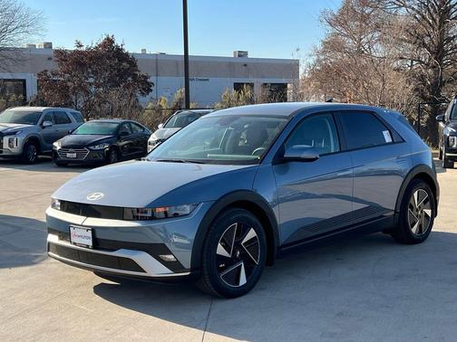 2026 Hyundai IONIQ 5 SEL