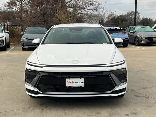 2026 Hyundai SONATA SE