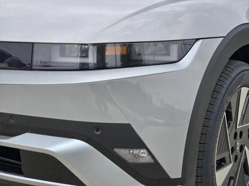 2025 Hyundai IONIQ 5 SE