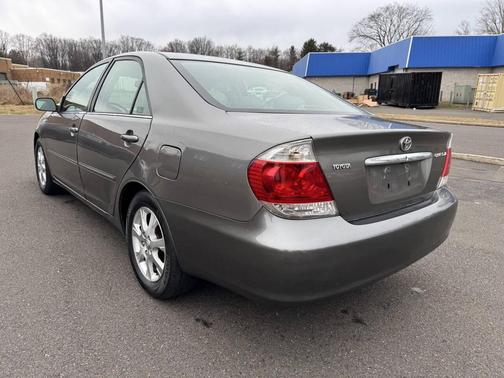 2006 Toyota Camry XLE