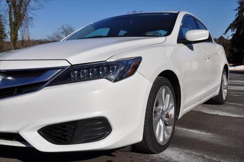 2018 Acura ILX AcuraWatch Plus Package