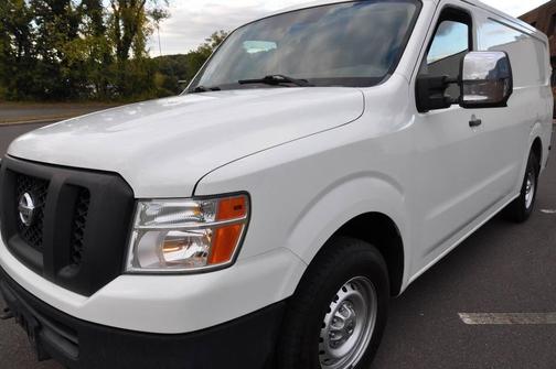 2015 Nissan NV Cargo NV2500 HD 3500 HD SV 4x2 3dr Cargo Van
